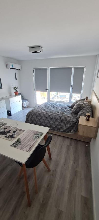 Monoambiente Del Barquito Alquiler Temporario Rosario Exteriér fotografie